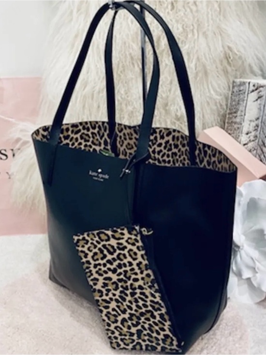 kate spade Handbags - 🔥 Kate Spade Mya Black Tote reversible Leopard-Print with wristlet NWT fall